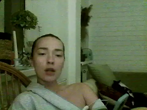 Calireon online show from October 6, 11:53 pm