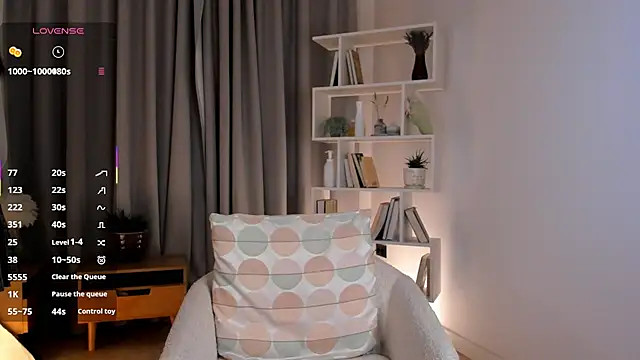 UdelaDodson online show from December 5, 1:16 am