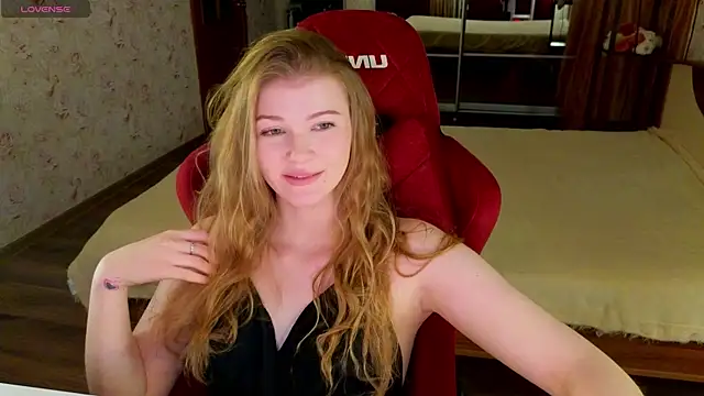 Jenny Skinner20 online show from May 29, 6:06 pm