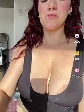 zarialove online show from May 16, 10:09 pm