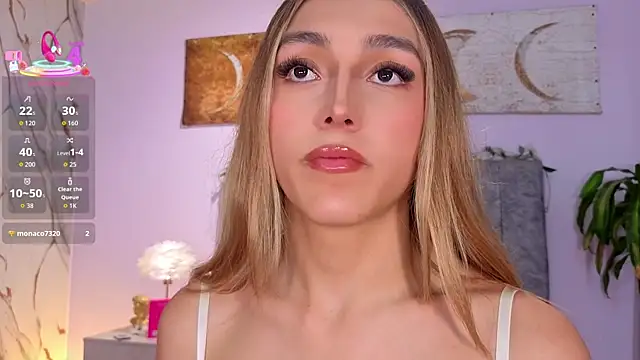 antonellastar24  online show from May 11, 8:17 pm