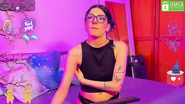 Bluedarkelf888 online show from March 24, 1:44 am