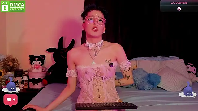 Bluedarkelf888 online show from December 1, 11:51 pm