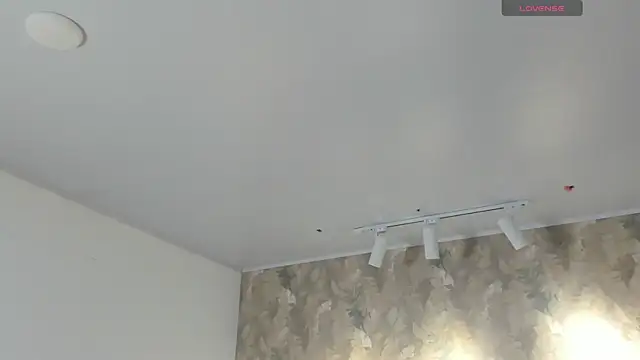 Saya Amaretto1 online show from November 4, 6:57 pm