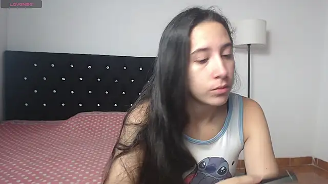 lilacream online show from October 17, 2:31 pm