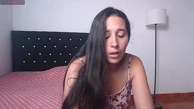 lilacream online show from October 13, 5:48 pm