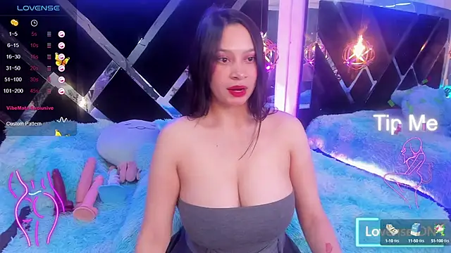 Mia-Baker4 online show from October 2, 1:43 am