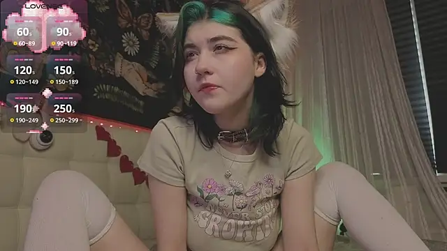 Snapshot of Miko_Meow chatting on October 2, 6:51 am Miko Meow online show from October 2, 6:51 am