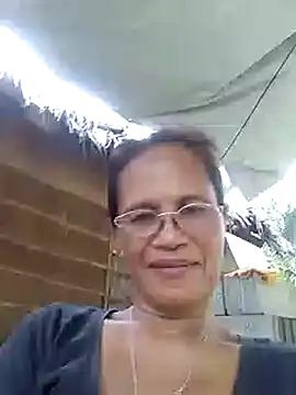 Kristen05 online show from October 10, 12:15 am