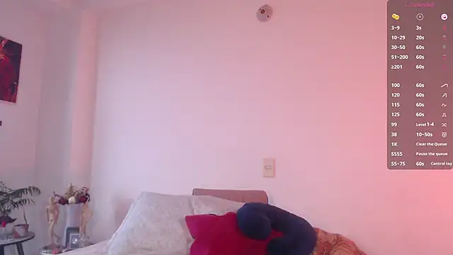 Theevae online show from February 22, 8:43 pm