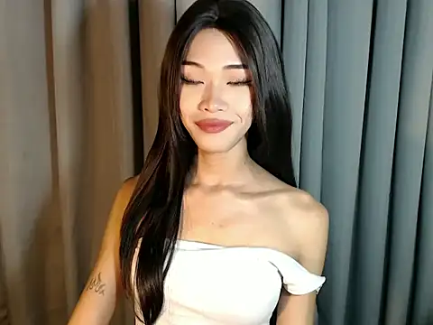 holyakiesha online show from March 27, 9:04 pm