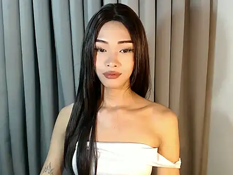 holyakiesha online show from April 5, 2:27 pm