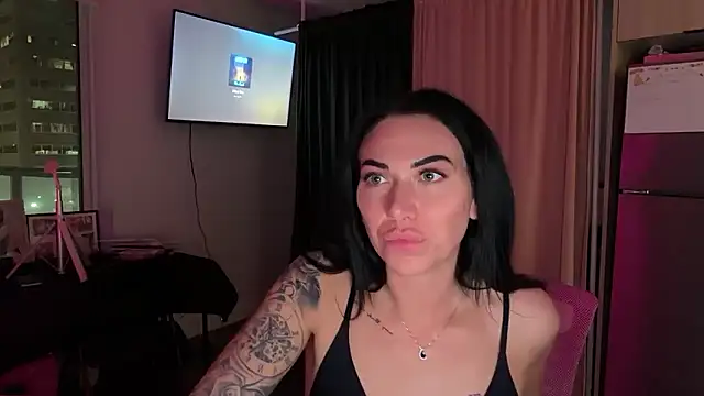 thelondoncarterr online show from January 10, 2:49 am