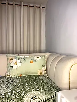 TinaFavourite online show from November 25, 6:42 pm