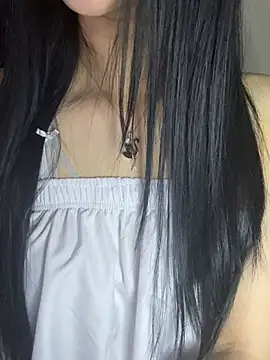 Dolly282 online show from April 6, 3:13 pm