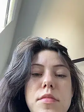 lilbbyily online show from April 10, 2:56 pm