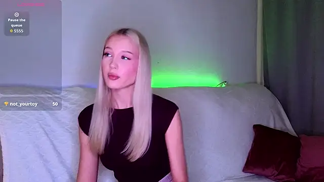  Cutiefull Lion  online show from May 21, 5:27 am
