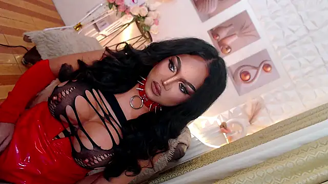 Lilly-lou online show from May 13, 4:57 pm