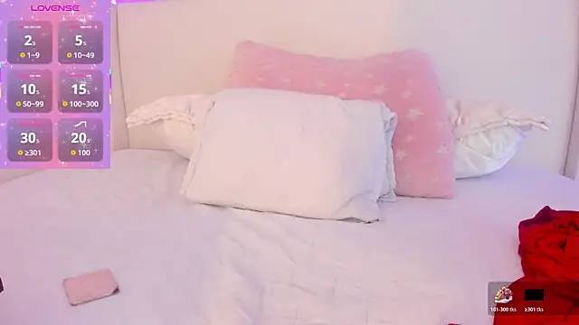  Saandy online show from February 10, 11:35 am