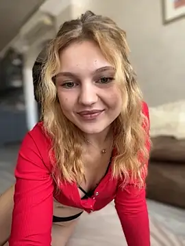 Emaline Fane online show from September 19, 12:37 pm