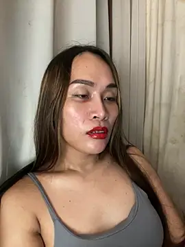 RomanticPearlTS online show from May 9, 1:13 pm