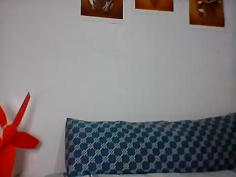 nhayasquirt online show from October 14, 10:07 am