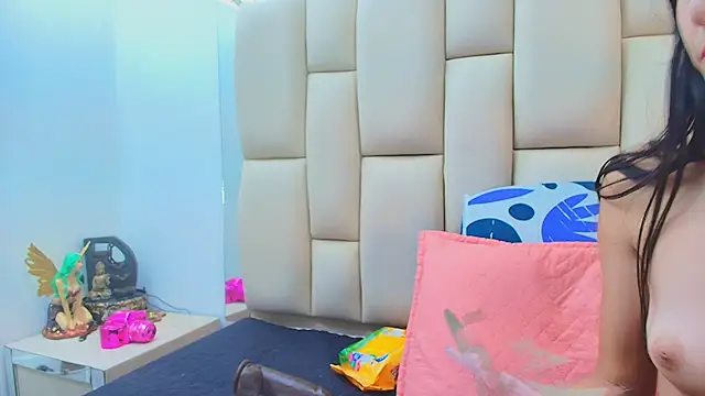 sweet amye online show from November 14, 8:20 pm