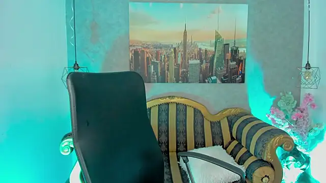 Dali collin online show from February 22, 2:29 pm