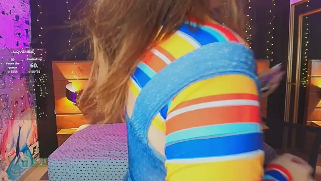 hanna kimura online show from October 9, 8:02 pm