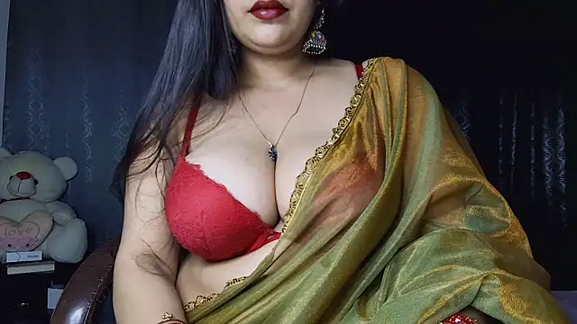 MissNasha online show from May 24, 1:10 pm