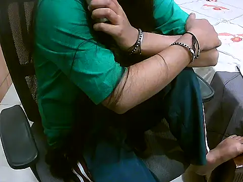 Snapshot of Pooja_queen003 chatting on October 5, 2:11 pm Pooja queen003 online show from October 5, 2:11 pm