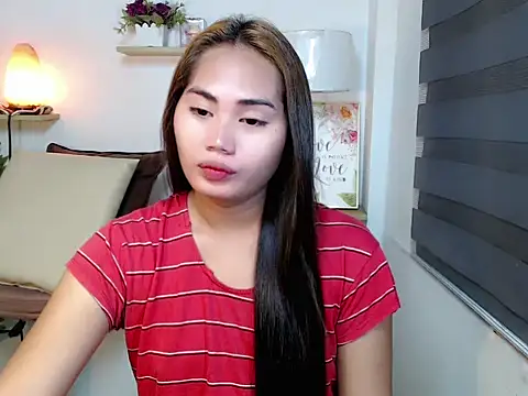 sluttyprincess0 online show from March 28, 11:03 pm