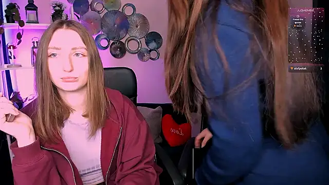 eva smiith  online show from March 4, 7:26 am