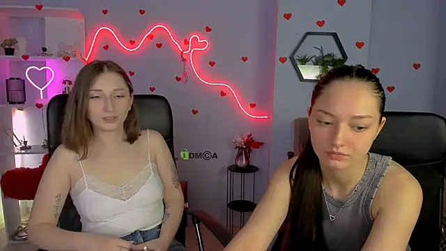 eva smiith  online show from May 13, 5:57 am