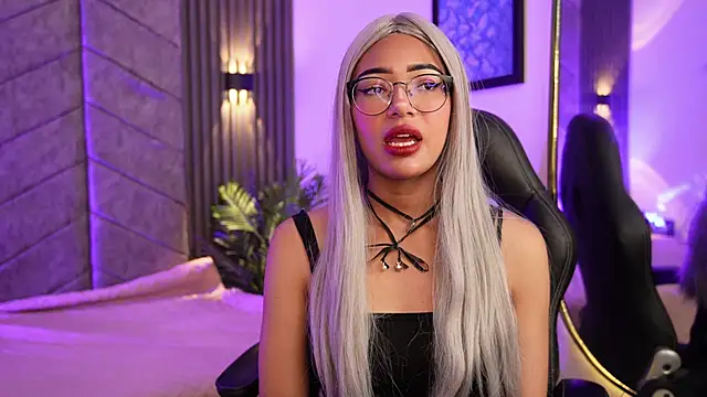 amberthangels online show from September 15, 12:02 pm