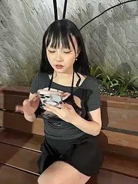 Yucheng  520 online show from May 13, 9:37 am