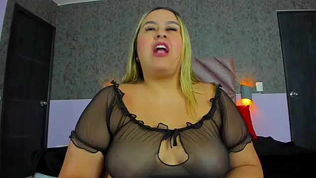 Michelle Rossi online show from September 26, 9:12 pm