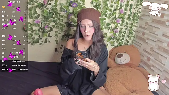 Amy Moonlight online show from May 10, 11:40 pm