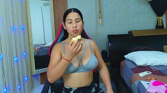 jesica wilson online show from March 4, 1:23 am