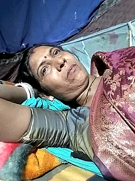 Savita992 online show from February 6, 11:46 am