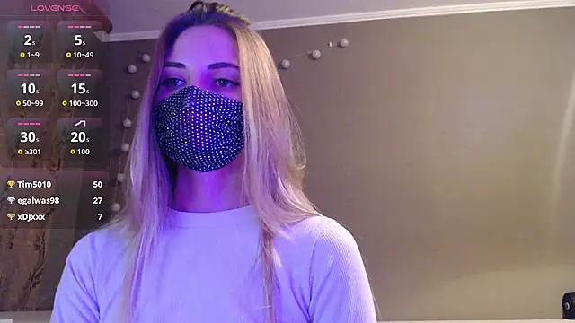 Snapshot of Iris_lave chatting on September 10, 4:29 pm Iris lave online show from September 10, 4:29 pm