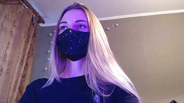 Snapshot of Iris_lave chatting on September 8, 4:17 pm Iris lave online show from September 8, 4:17 pm