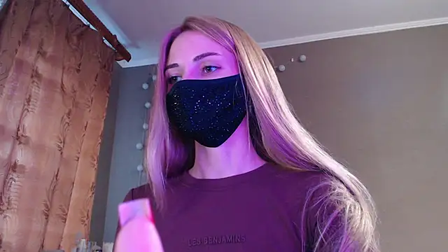 Snapshot of Iris_lave chatting on September 23, 3:43 pm Iris lave online show from September 23, 3:43 pm