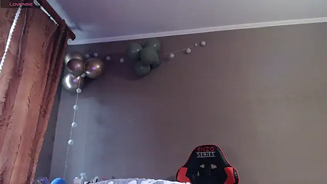 Iris lave online show from November 20, 12:39 pm