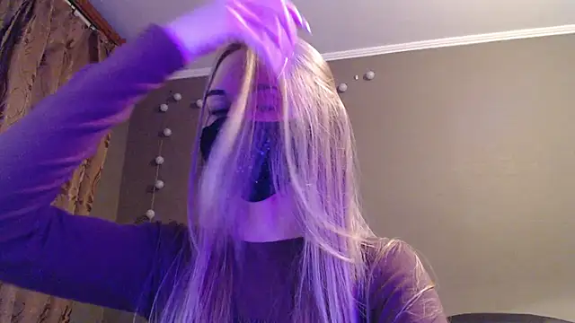Snapshot of Iris_lave chatting on September 12, 6:15 pm Iris lave online show from September 12, 6:15 pm