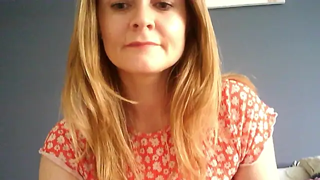 Ginger-bb online show from April 17, 8:38 am