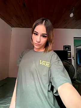 Babylovetiernax online show from November 27, 6:11 pm