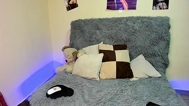  viollette  online show from October 17, 10:57 pm