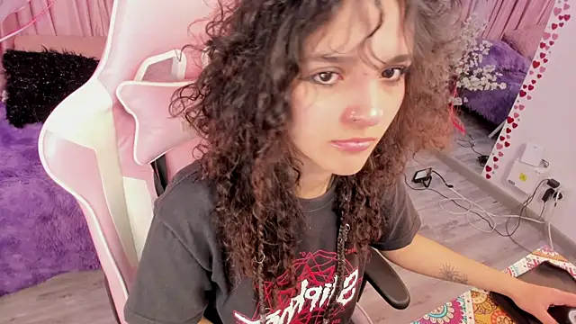 bunny curly online show from September 26, 12:47 pm
