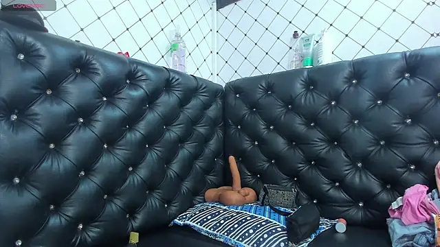 EMMA SANTANA online show from November 14, 7:47 pm